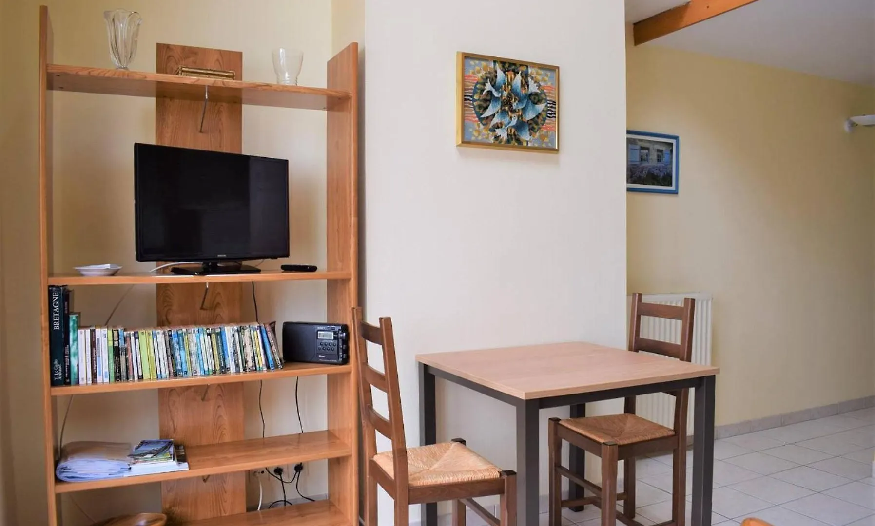 Apartment Appartement Avec Terrasse Vue Sur Mer Plage Du Coz-Pors A Tregastel - Ref 726