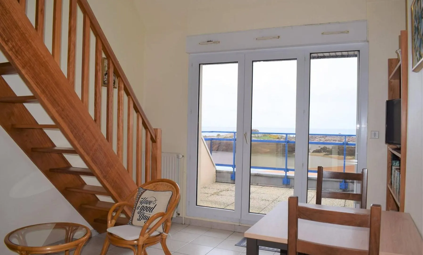 Appartement Avec Terrasse Vue Sur Mer Plage Du Coz-Pors A Tregastel - Ref 726 0*,  France